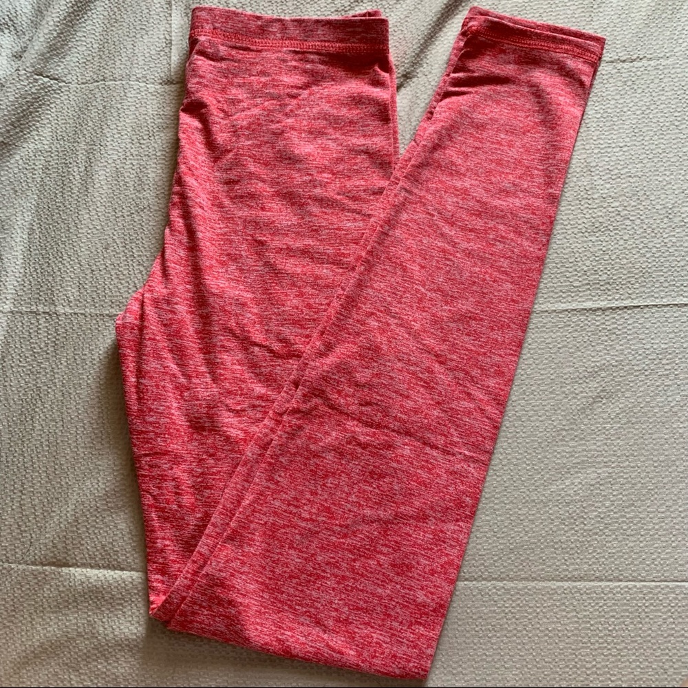 Pink workout leggings